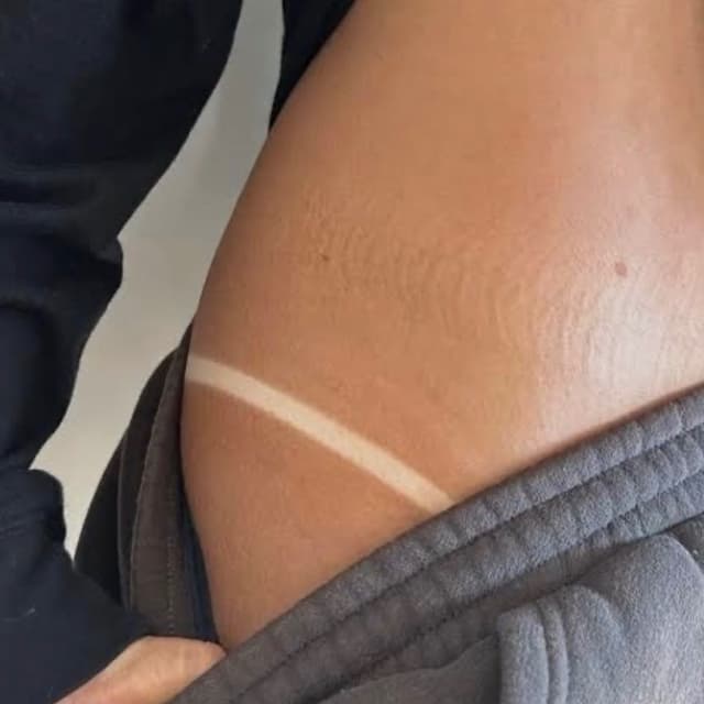 ✨Bronze Babe(2 tans) 🔥